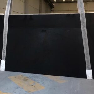 NERO ASSOLUTO / ZIMBABWE MEMORIAL